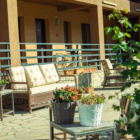 Guest House Oxygen Kazbegi Exterior foto